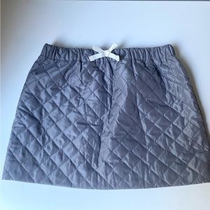 Kids grey winter quilted warm lined skirt, Size 6-10 y/o, NWOT